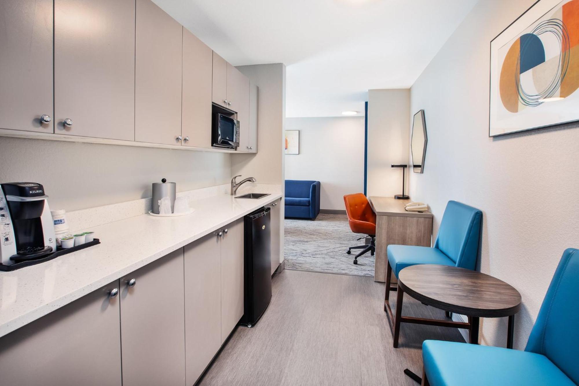 Holiday Inn Express & Suites Buffalo, An Ihg Hotel Bagian luar foto